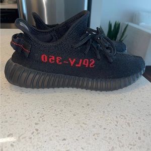 Yeezy Boost 350 V2